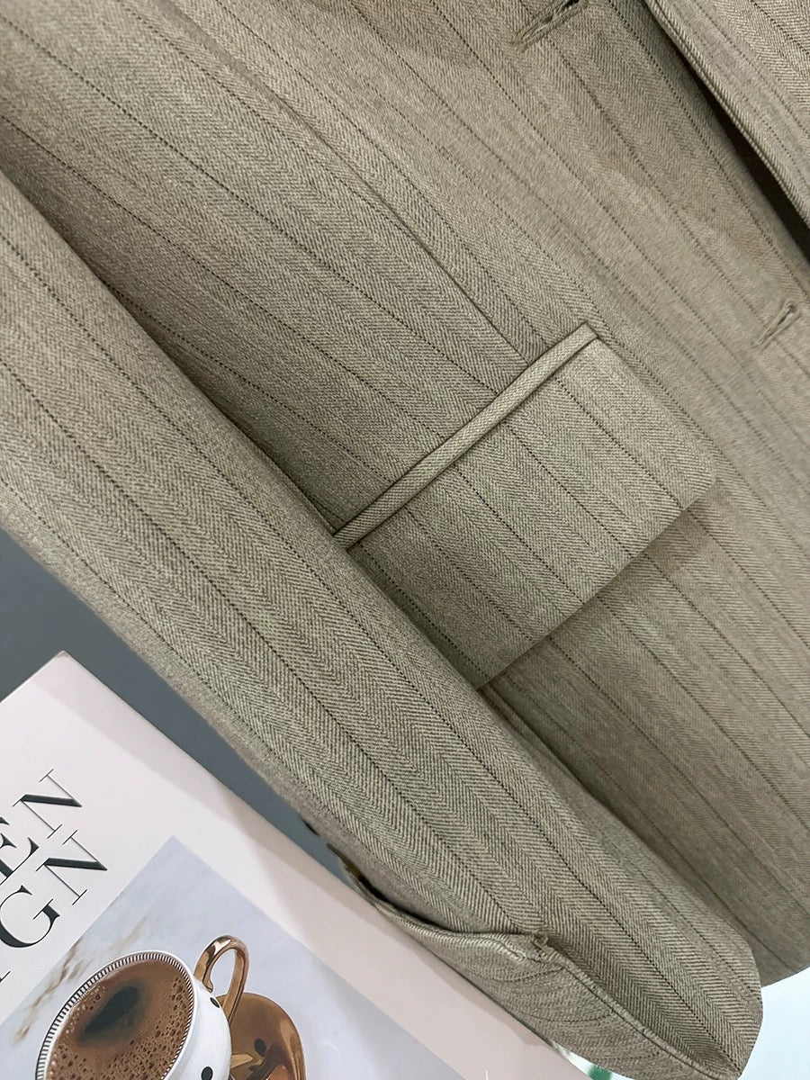 Design high-end retro striped suit jacket for women 2024 new spring and autumn versatile temperament niche suit trend