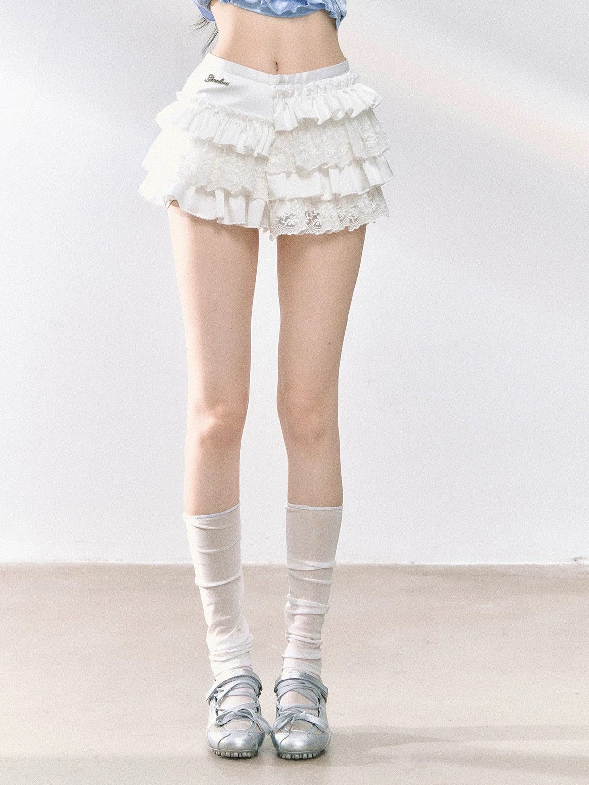 Summer beautiful French lace skirt female summer a-line slim cake skirt white short skirt