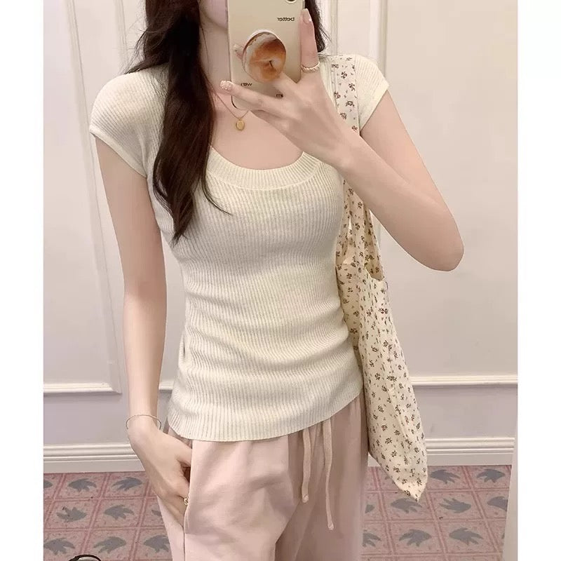 Korean version of pure color ice silk knitted U-neck short-sleeved T-shirt for women in summer thin style waist-pinching slimming simple and versatile temperament top