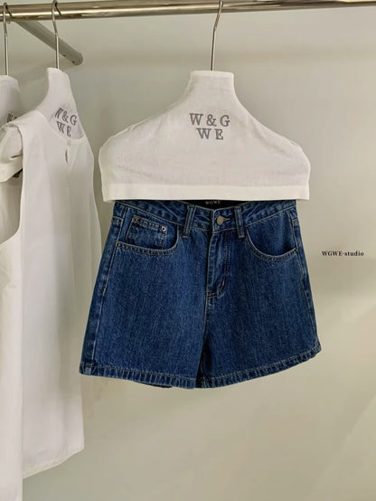 WGWE Korean-style high-waisted denim shorts for women—summer style designed to accentuate a slim waist; versatile, flattering fit for petite figures.