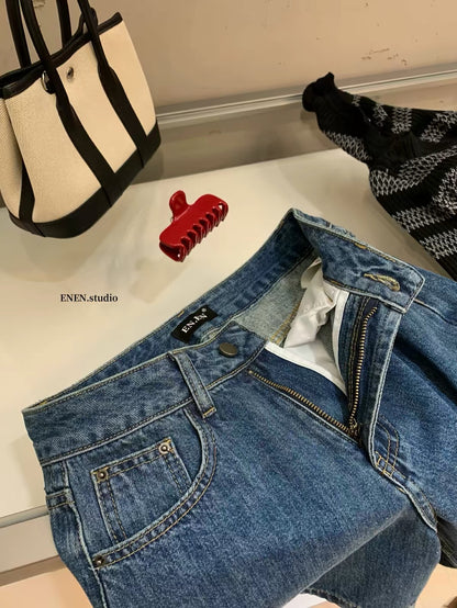 Women's Loose Straight-Leg Denim Shorts – Washed Blue, Slimming, Versatile, American Retro Style (Fall 2026)