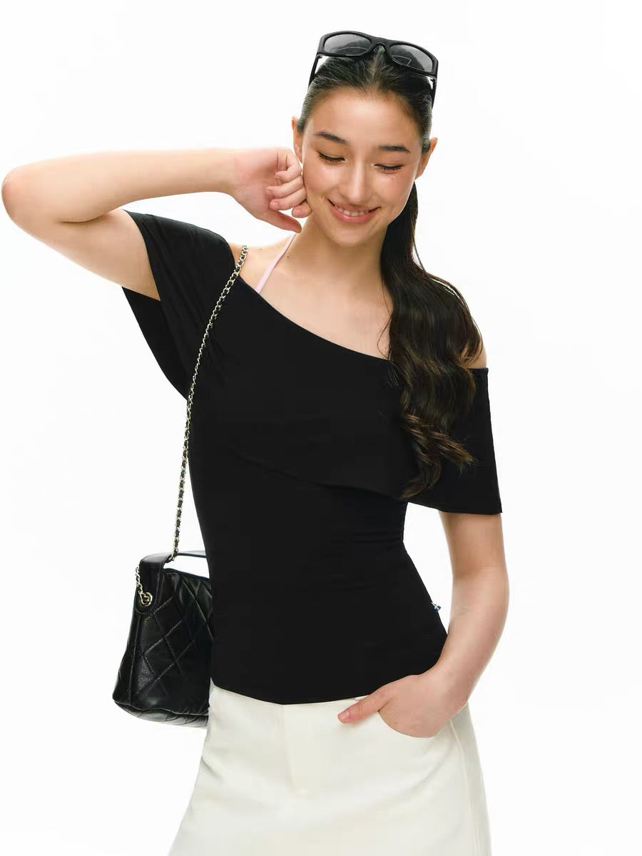 Ariseism will launch its new high-end collection, including short-sleeved shirts, on June 5th at 7:50 PM.