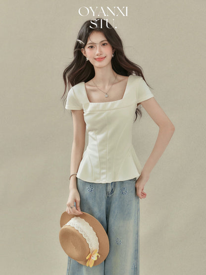 Ouyang Xi's "Monsoon Monologue" summer apricot-colored straight shoulder square collar short-sleeved top temperament slim ruffled T-shirt