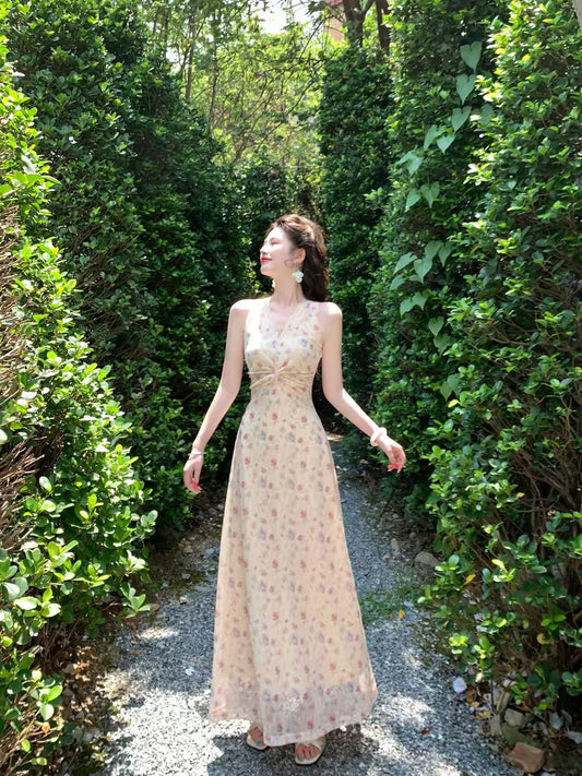 Romance of the Life [Pointillist Starlight] French Retro Halter Neck Dress for Women, Summer Floral Print Twisted Waist Fitted Long Dress