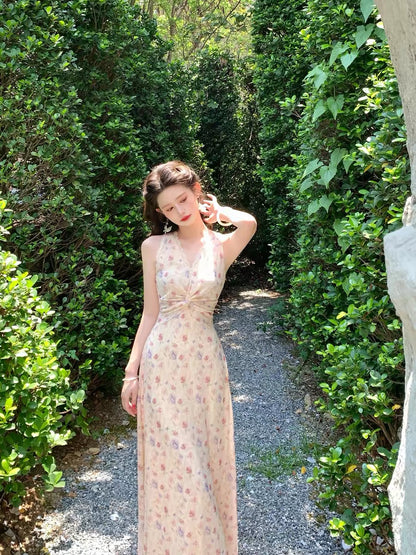 Romance of the Life [Pointillist Starlight] French Retro Halter Neck Dress for Women, Summer Floral Print Twisted Waist Fitted Long Dress
