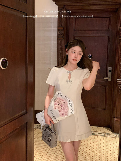 Yang Xiaojuan, the daughter of a rich family, MIU style bow puff sleeve dress, women's small fragrant style high-end little black dress