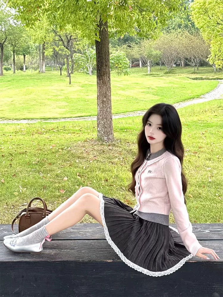 Pink faux two-piece knitted cardigan for women, absolutely gorgeous and stylish Korean-style short sweater coat for autumn and winter.