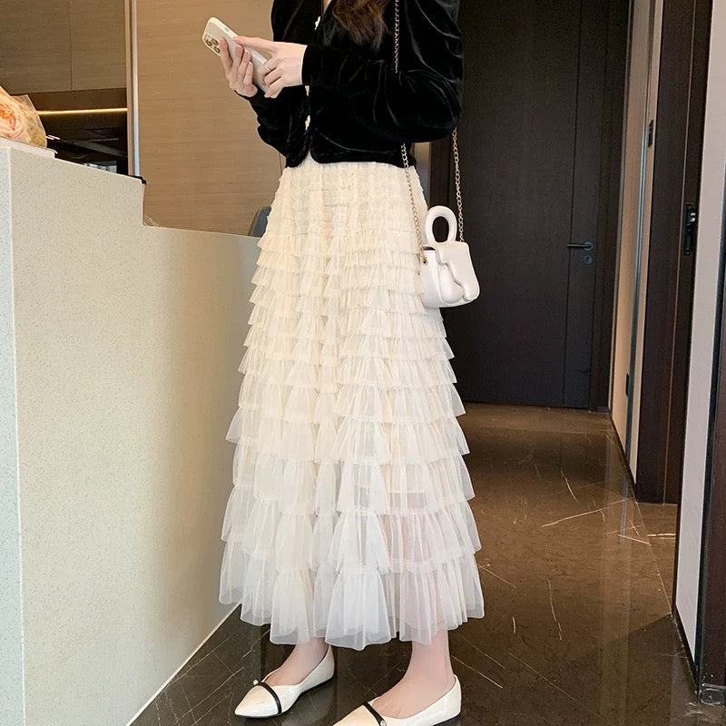 French V-neck velvet top thousand-layer skirt two-piece set for women autumn and winter sweet cool mesh cake long skirt suit