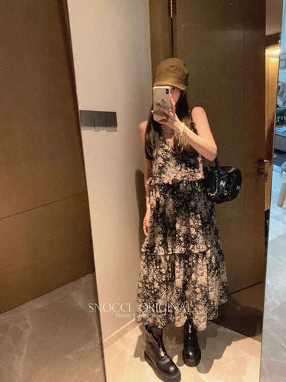 Qian Meixi gilt black floral suspender dress women's summer loose multi-layered ruffled sleeveless long skirt