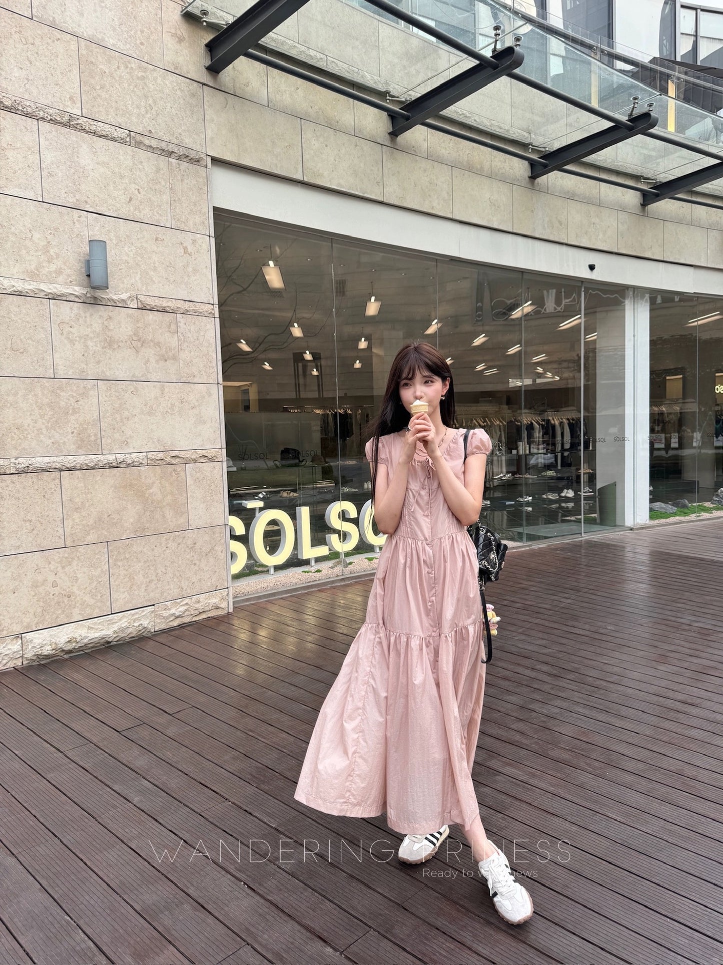 Qian Meixi lightweight outdoor white smoke pink dress gentle style design niche waist skirt for women