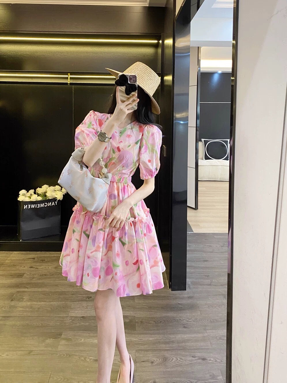 Leathercat French dress female 2025 summer sweet temperament small waist bubble sleeve floral dress