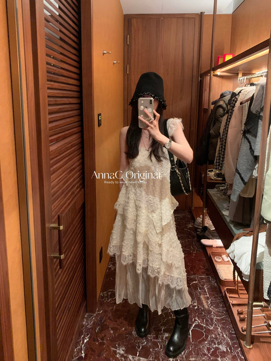 Qian Meixi 7-meter lace fairy suspender dress, designed with splicing and versatile, loose sleeveless long skirt