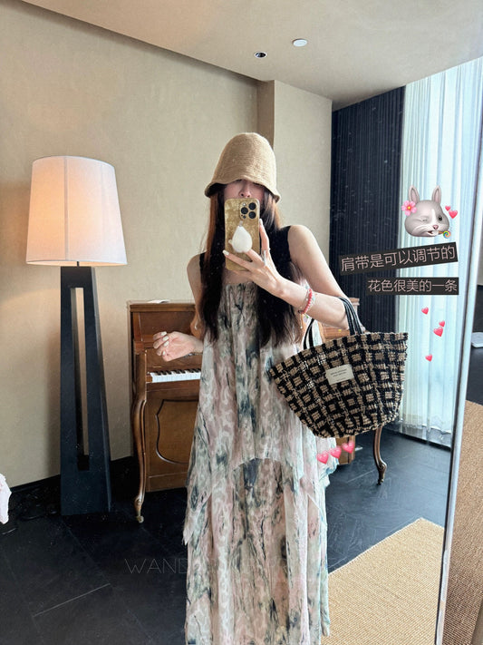 Qian Meixi oil painting style jacquard watermark suspender dress high-end design irregular holiday style long skirt for women