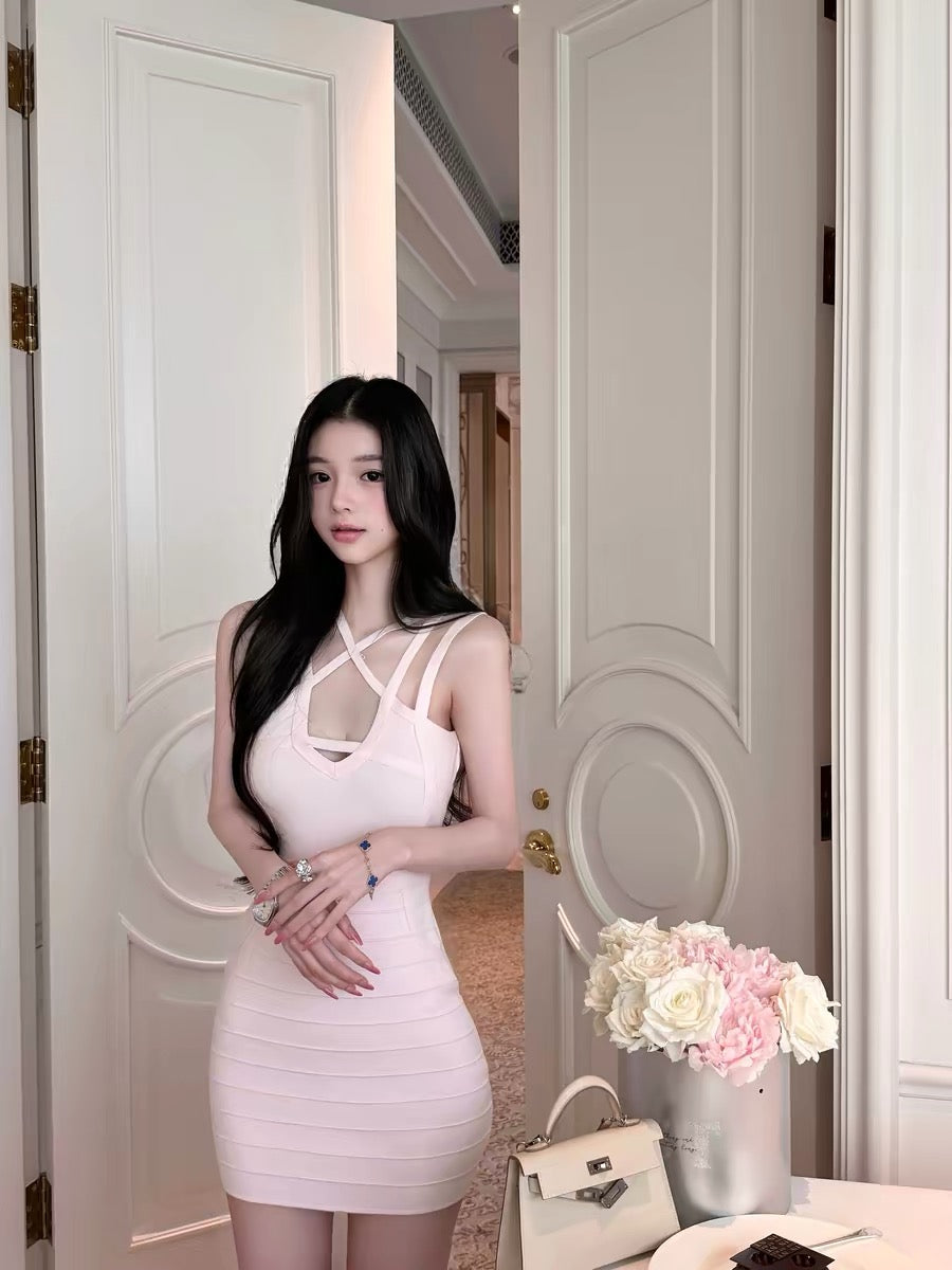 Qiauuu Cherry Blossom Pink Bodycon Dress - A Sexy, Slim Fit, Bandage-Style Dress for Women