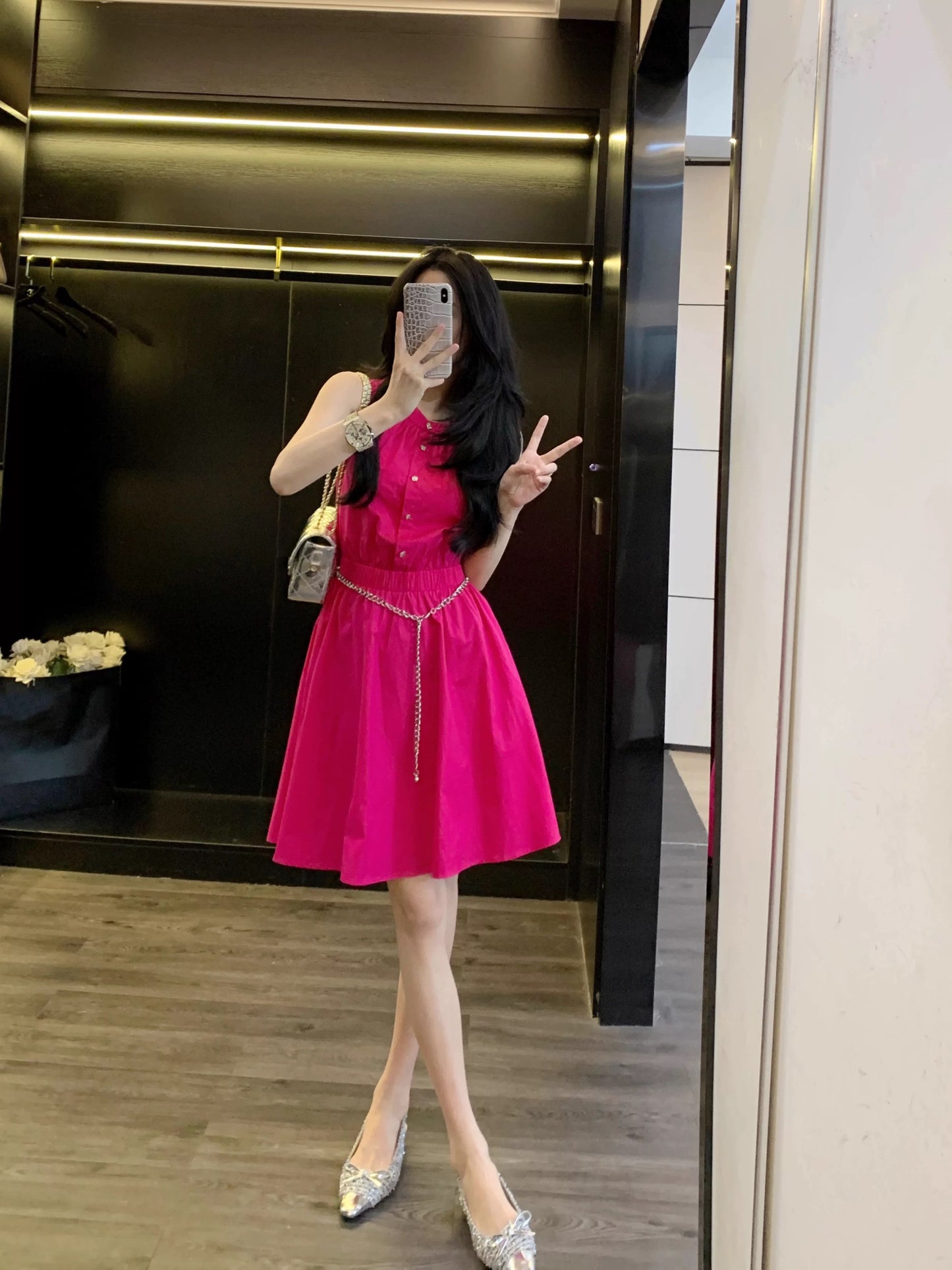 Leathercat French dress 2024 new style temperament high-end small waist slim sleeveless short skirt
