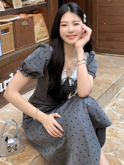 Sweet and Spicy Duoduo [Salt Girl] Gray short-sleeved dress for women summer pear-shaped waist slimming polka-dot skirt