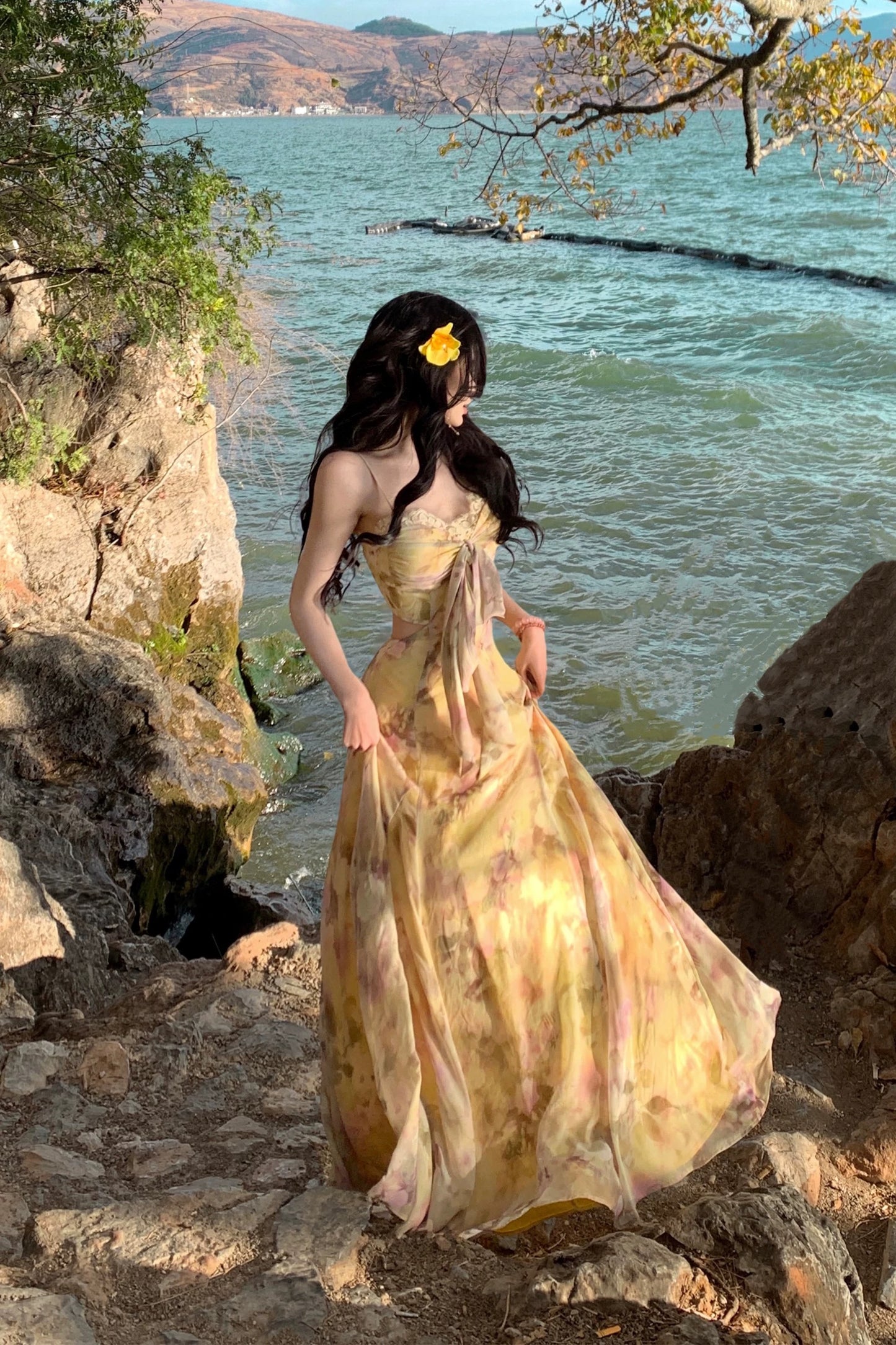 Dust Deng Deng floral suspender dress female 2025 summer new holiday style tube top long dress printed skirt