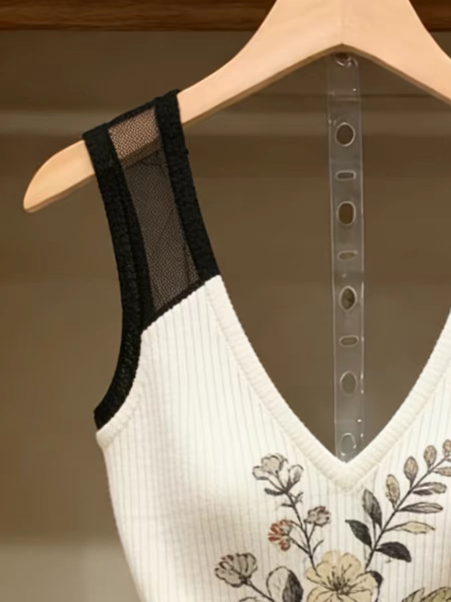 With bra pads ~ Shenzhen Nanyou brand women's clothing 2026 autumn/winter knitted vest, white, versatile, slimming, sleeveless top