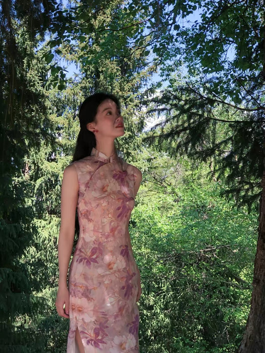Ti-Ti "Time & Language" Collection – Lilac Cupro Sleeveless, Modernized Chinese-Style Cropped Qipao