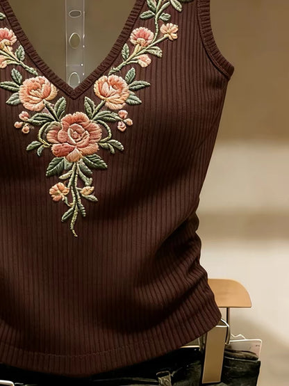 With bra pads ~ Shenzhen Nanyou brand women's clothing, fresh floral embroidered camisole, gentle and fashionable brown top