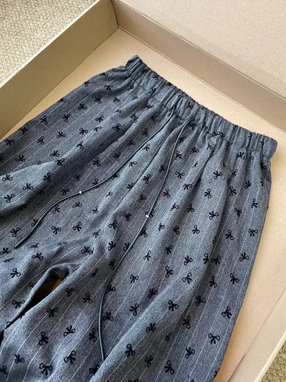 I don't want to take it off after wearing it~ Retro casual bow print trousers autumn high waist loose slim straight wide leg trousers