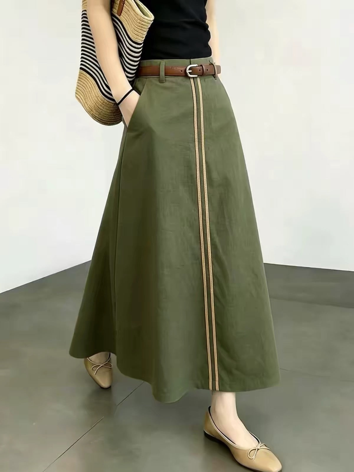 Women’s A-line Midi Skirt in Military Green with Contrast-Color Stripes – Sophisticated, Versatile Style for Early Autumn 2026