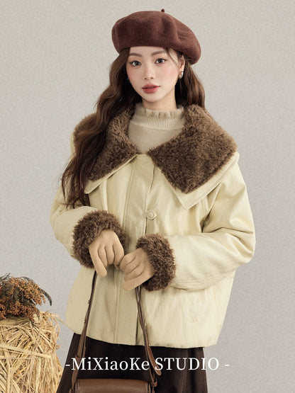 Mi Xiaoke's Gentle Style Creamy Yellow Short Coat with Large Fur Collar, 2025 New Style Warm Parka Jacket