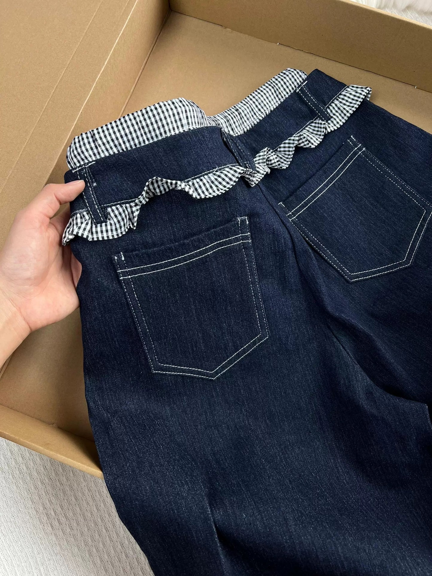 The upper body looks slim! American retro fake two-piece lace design jeans for women autumn versatile straight trousers