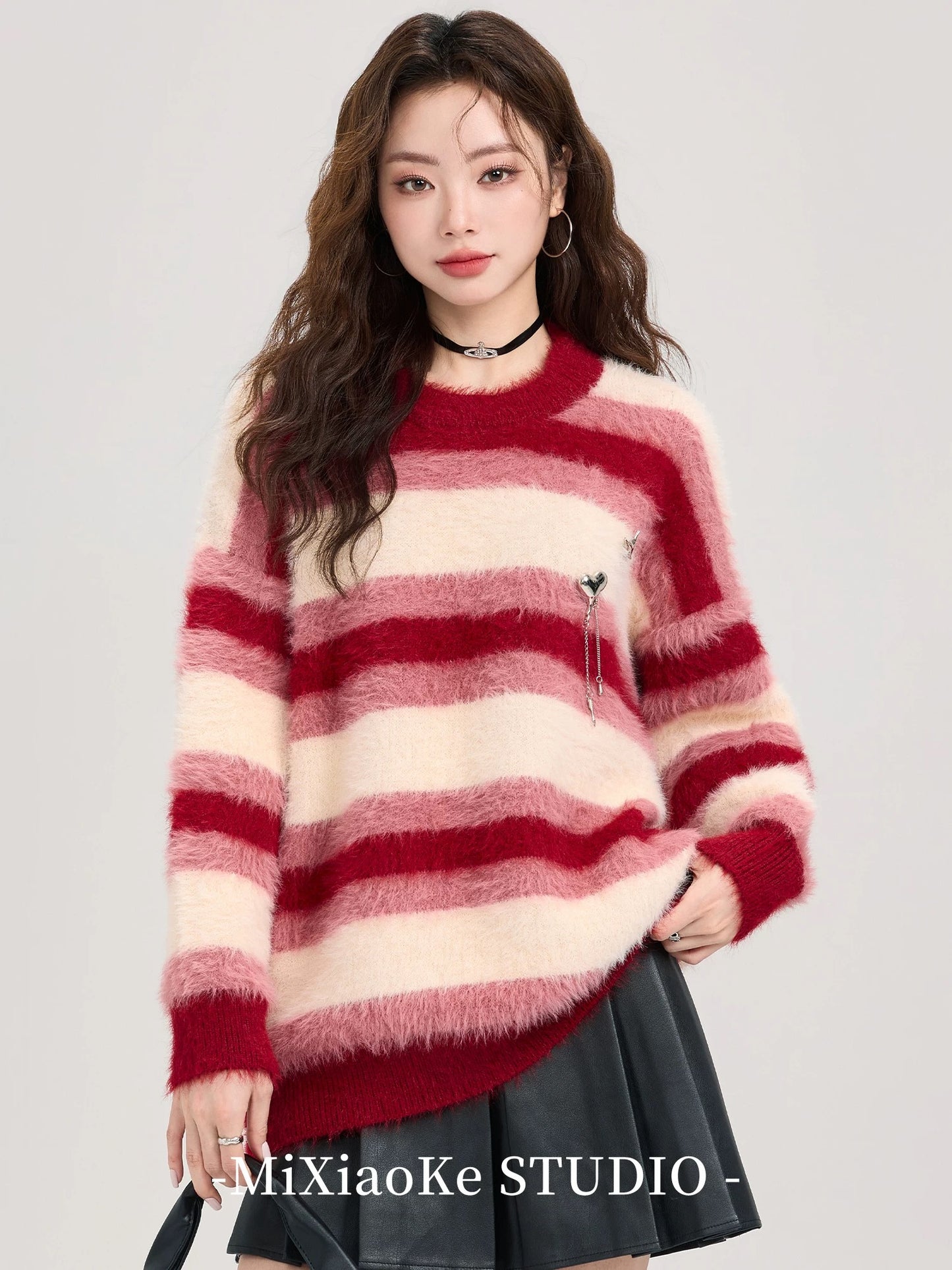 Mi Xiaoke's Christmas outfit: Red striped faux mink sweater, women's autumn and winter style, loose knit top