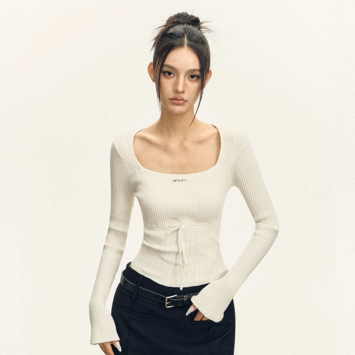 Ariseism American Retro Hot Girl Slim Thin Long Sleeve Sweater Women's 2024 Autumn New Top