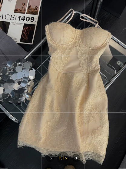French lace suspender dress female temperament celebrity daughter style 2025 new waist heavy work tube top dress