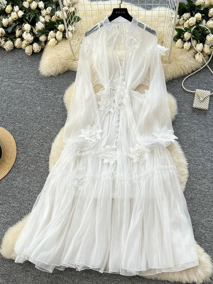 Fairy-like gentle temperament dress, 2025 new style, French three-dimensional floral tie-waist thin mesh vacation dress