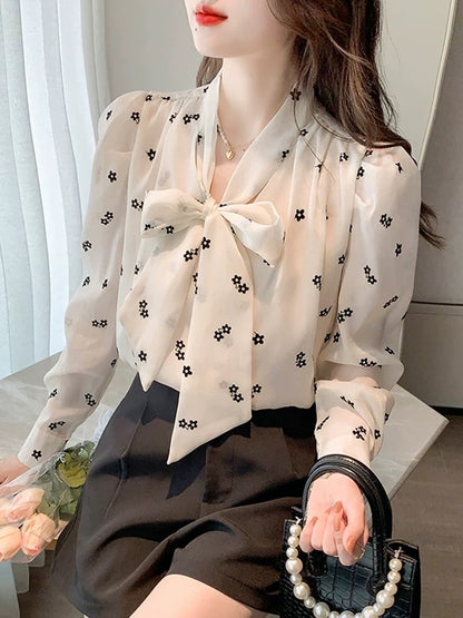 French bow long-sleeved chiffon shirt women's autumn wear 2025 autumn new fashion blouse fashionable and stylish tops