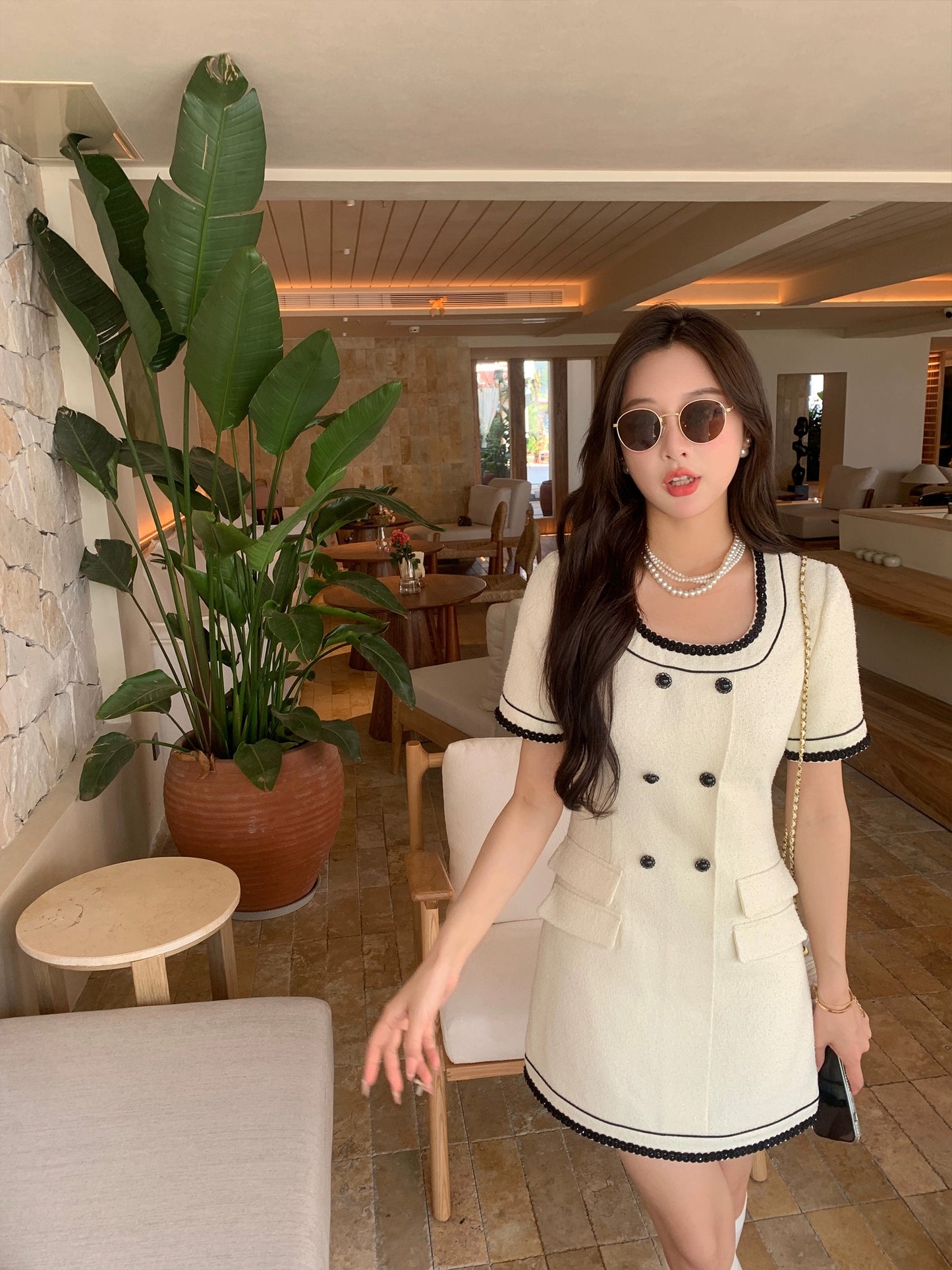 Xiajia light luxury French lady style waist-cinching double-breasted square collar small fragrant dress for women in summer for small people
