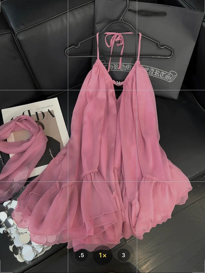 Pink fairy-like halter neck suspender dress, new summer style, sweet V-neck, sexy short skirt.