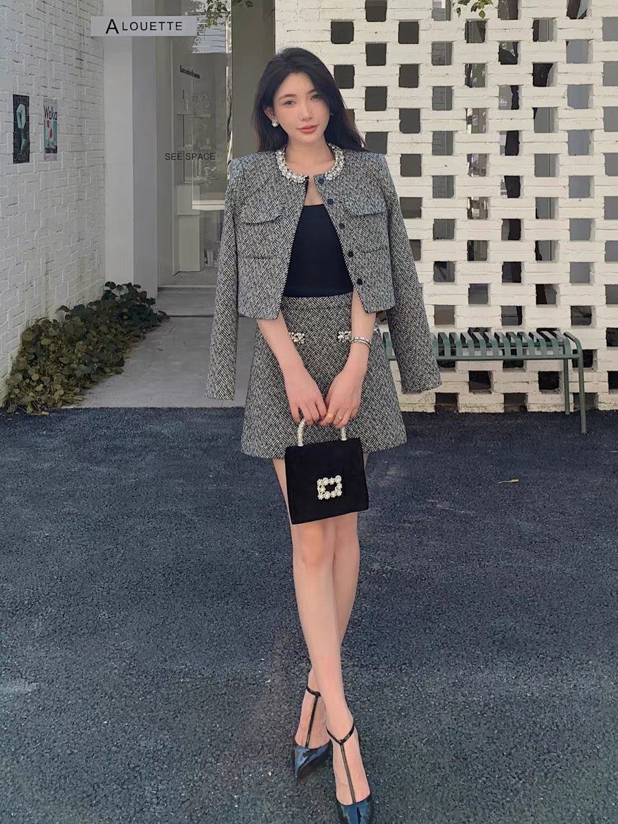 New autumn clothing for women, gray long-sleeved tops, jackets, high-waisted skirts, rich miu style outfits, small fragrant style suits