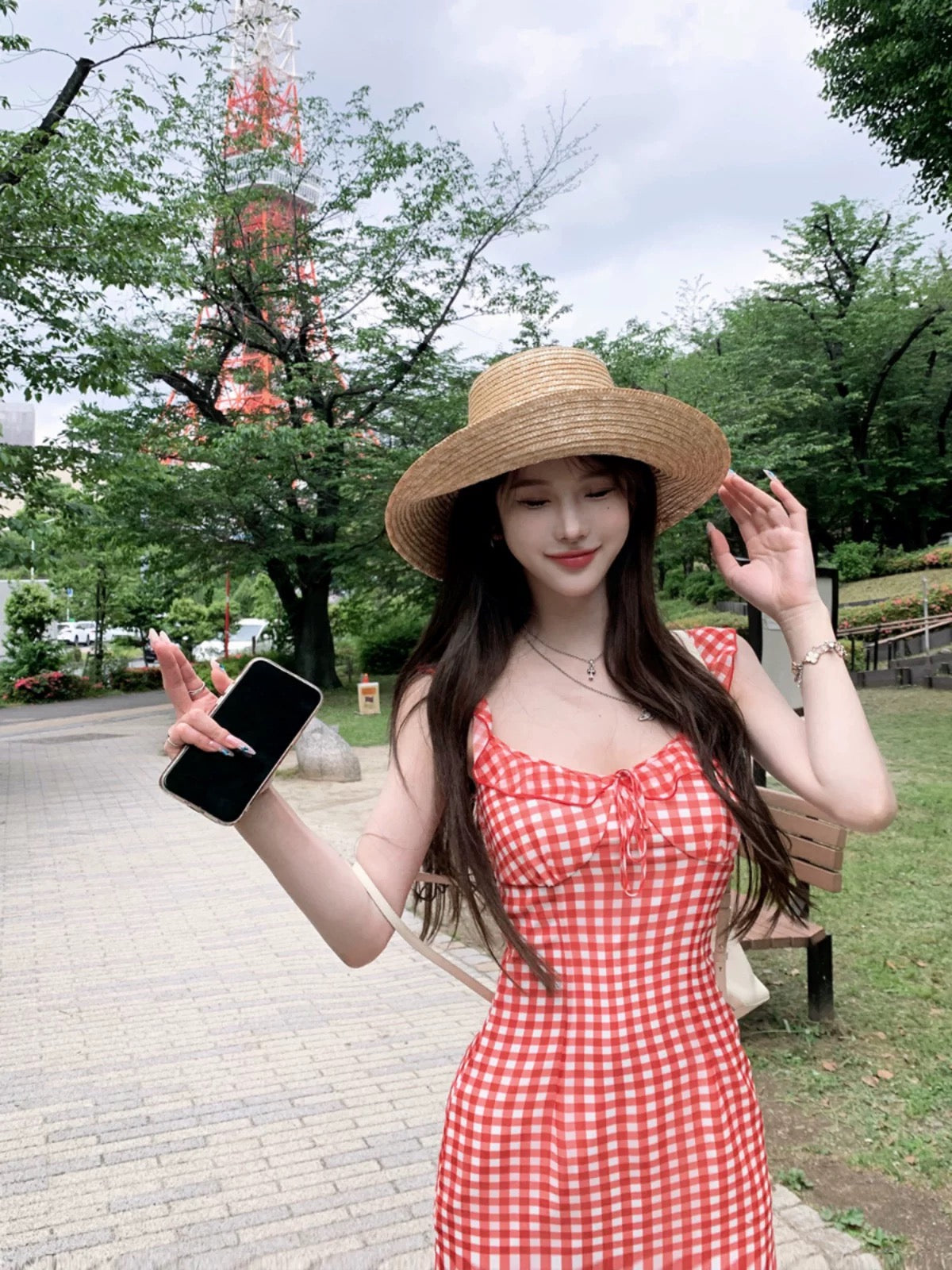JMSHOP Sweet Oxygen Strawberry Plaid Suspender Skirt Women's Summer Waist Slimming Vacation Skirt Whitening Dress