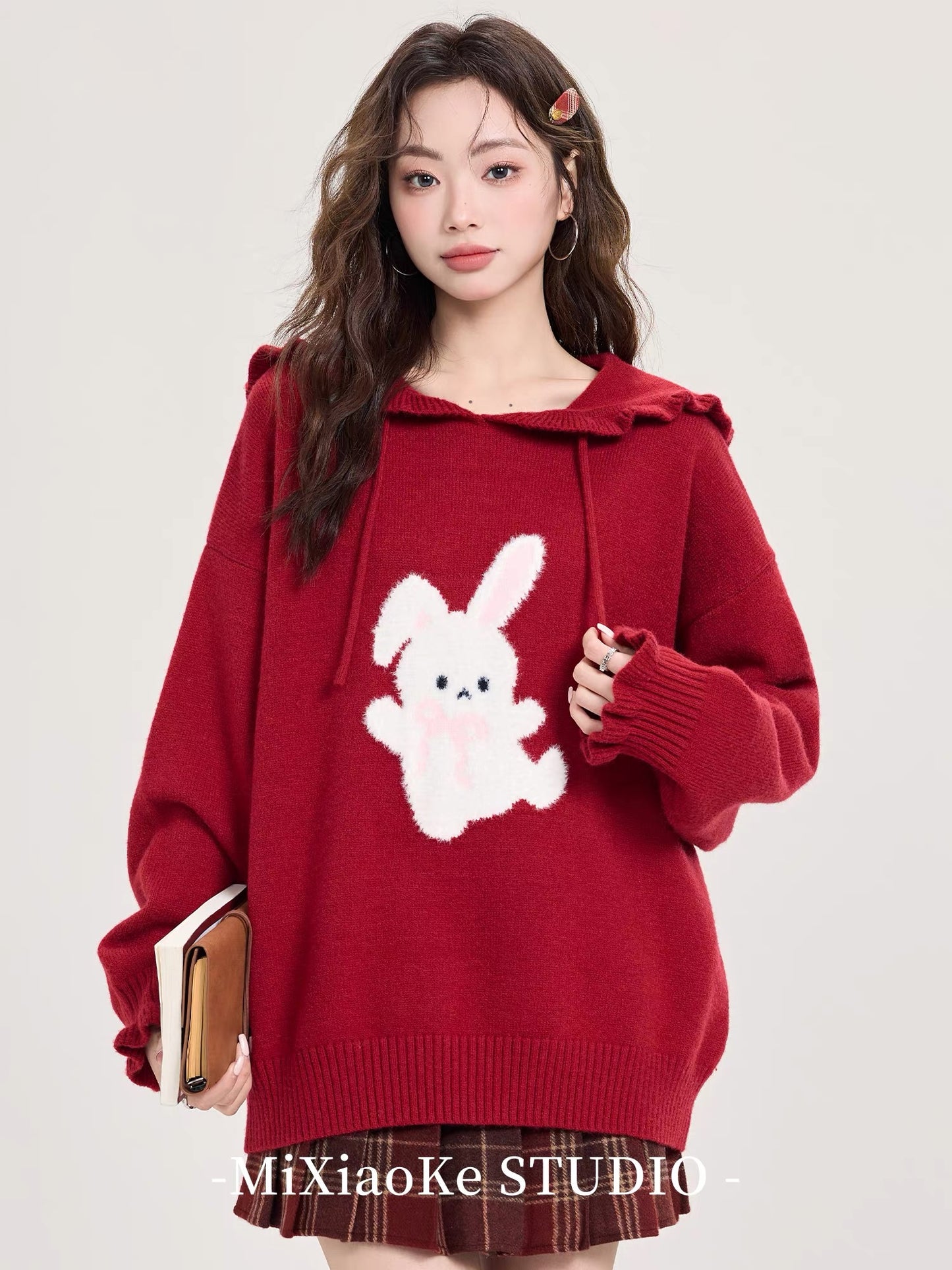 Mi Xiaoke's Christmas outfit: Red sweater, women's autumn and winter hooded sweatshirt, petite design knit top