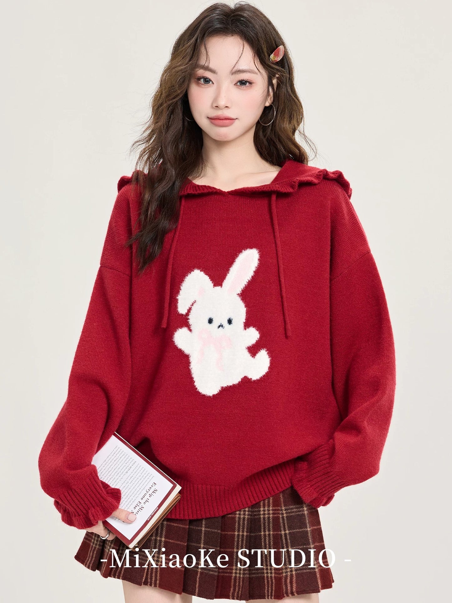 Mi Xiaoke's Christmas outfit: Red sweater, women's autumn and winter hooded sweatshirt, petite design knit top