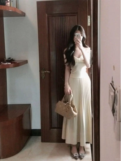 French pure desire style outfit white fashion suit women spring and summer knot one shoulder knitted top high waist skirt