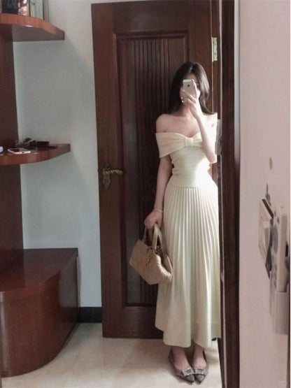 French pure desire style outfit white fashion suit women spring and summer knot one shoulder knitted top high waist skirt