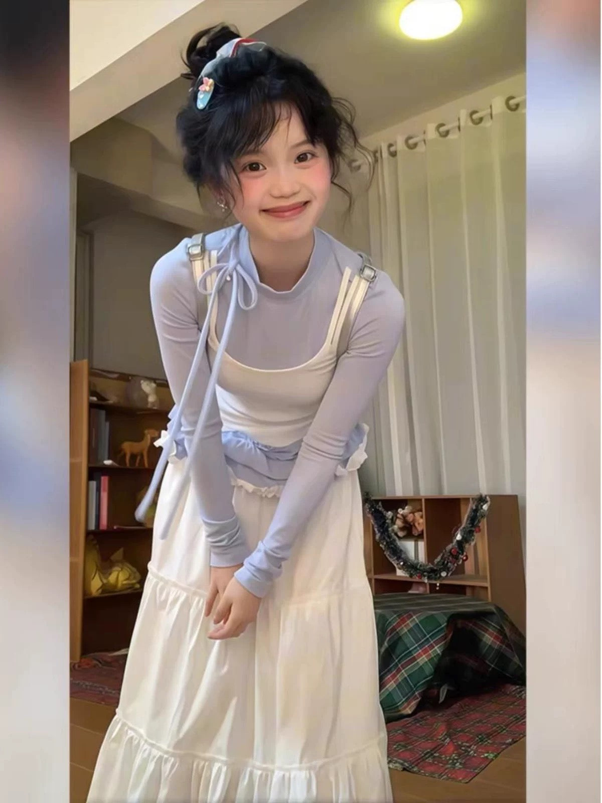 Spring outfit 2025 milky sweet design niche fake two-piece top skirt small size a complete set