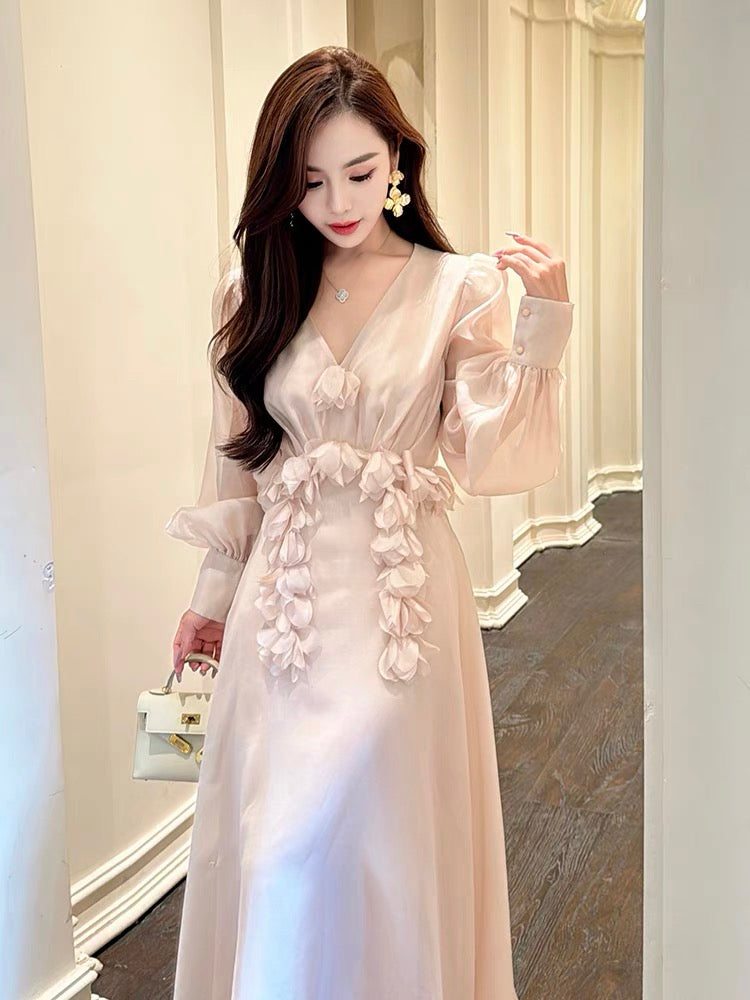 Miss Dong's high-end customized autumn clothing for women, 2024 new Korean style atmosphere wear silk flower dress
