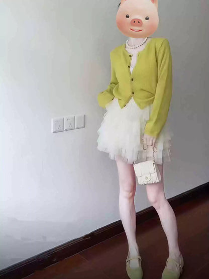 2025 spring outfit with a set of unique and beautiful knitted cardigan mesh puffy skirt fashionable and age-reducing two-piece suit
