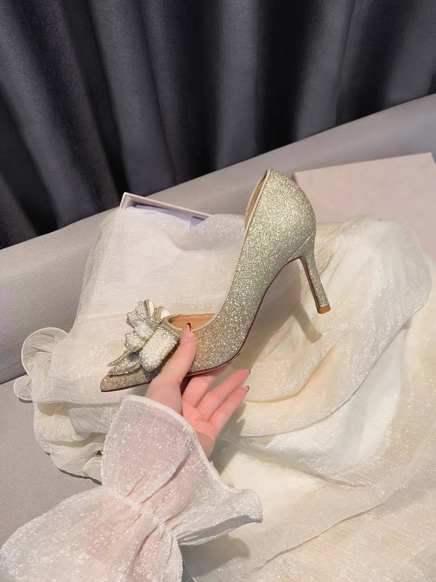 Artisan's Encounter Sheepskin Xiuhe Wedding Dress Reversible Wedding Shoes for Petite Brides - Champagne-Colored Stiletto Heels with Side Openings