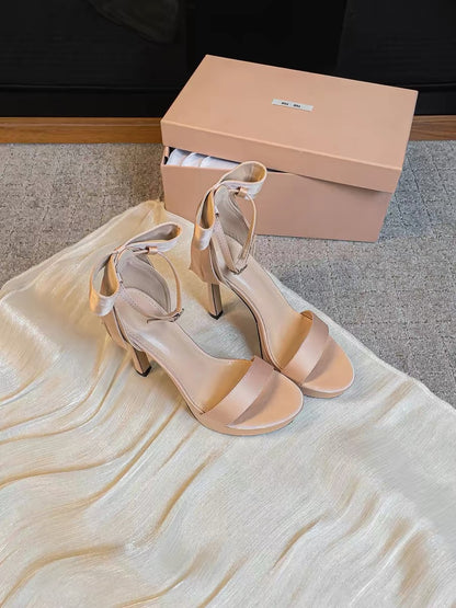 Artisan platform high heels for women, comfortable for runway walks, French-style gentle pink butterfly sandals with stiletto heels.