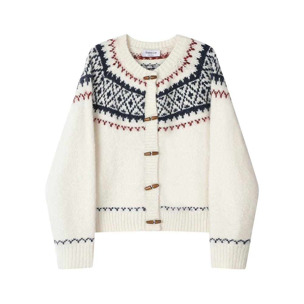 XinmonLee high-end retro Fair Isle horn button Christmas sweater cardigan winter slim two-tone coat