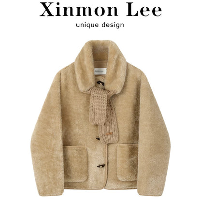 XinmonLee Korean retro khaki winter thick short coat high-grade horn button age-reducing lamb wool women