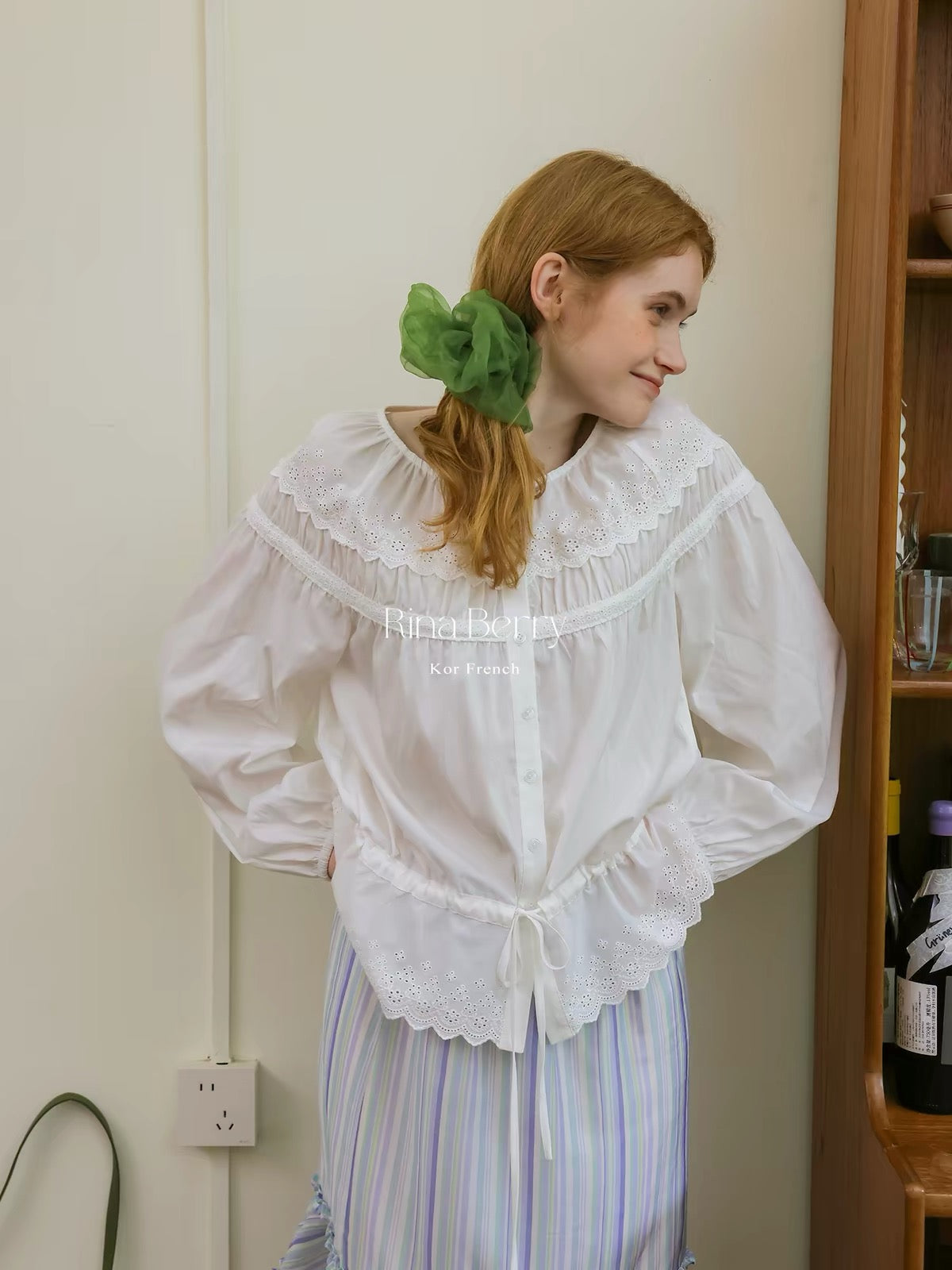 Rina Berry Lyocell French-Style Openwork Lace Puff-Sleeve Blouse – A Soft, Elegant, and Waist-Defining Piece for Autumn