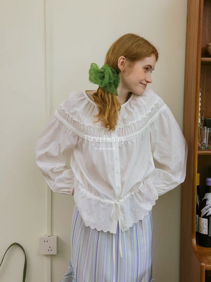 Rina Berry Lyocell French-Style Openwork Lace Puff-Sleeve Blouse – A Soft, Elegant, and Waist-Defining Piece for Autumn